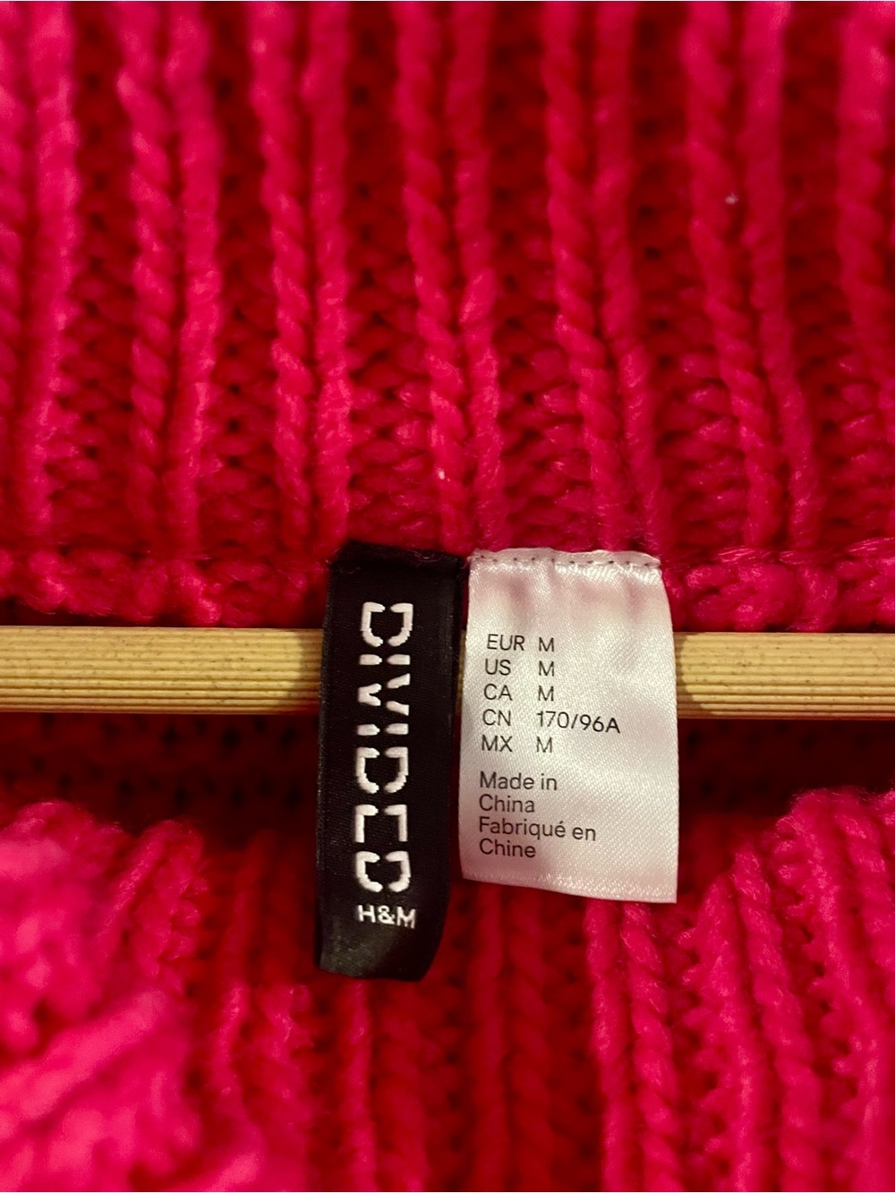 H&M Hot Pink Chunky Knit Sweater NWOT - Picture 4 of 4